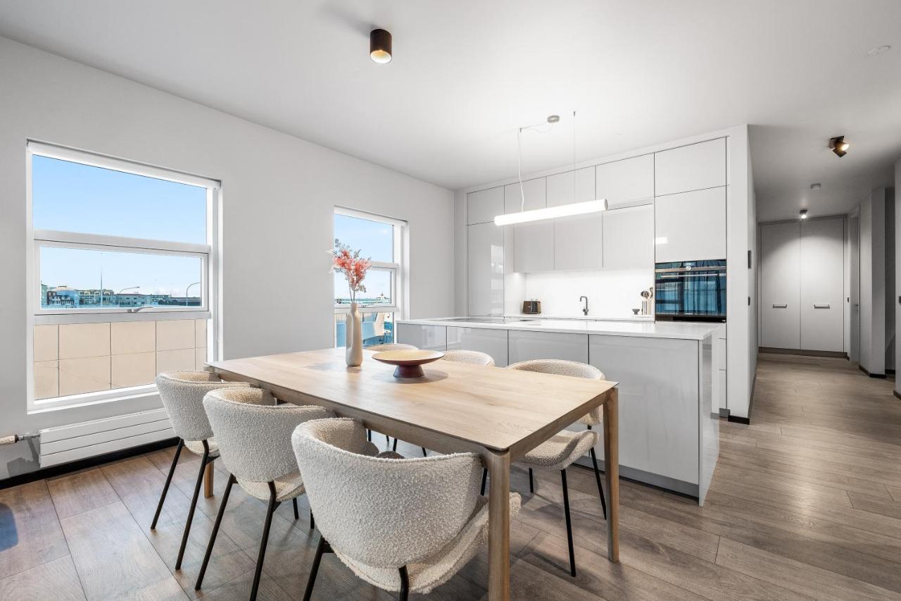 Harbour Lux 3Br & 2Ba In The Heart Of The City With Free Parking 레이캬비크 외부 사진
