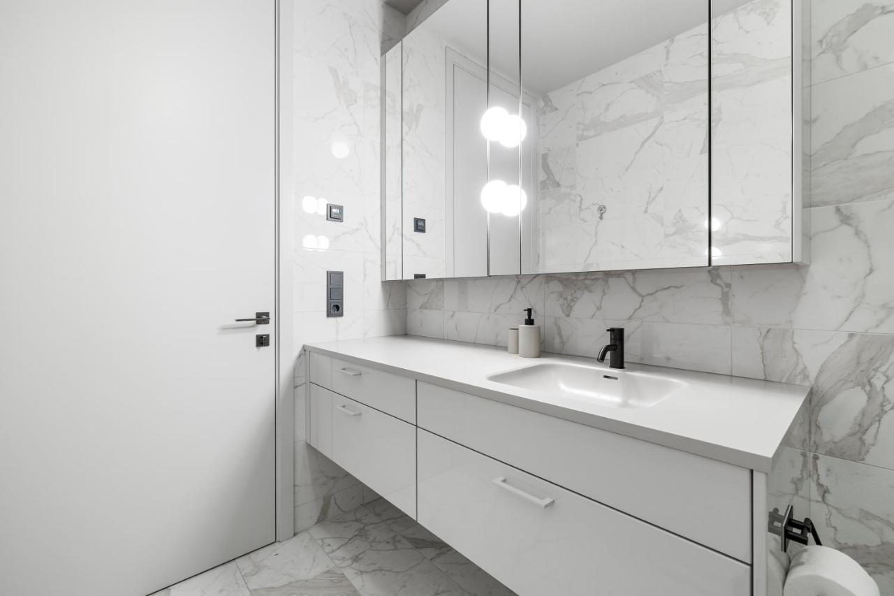 Harbour Lux 3Br & 2Ba In The Heart Of The City With Free Parking 레이캬비크 외부 사진