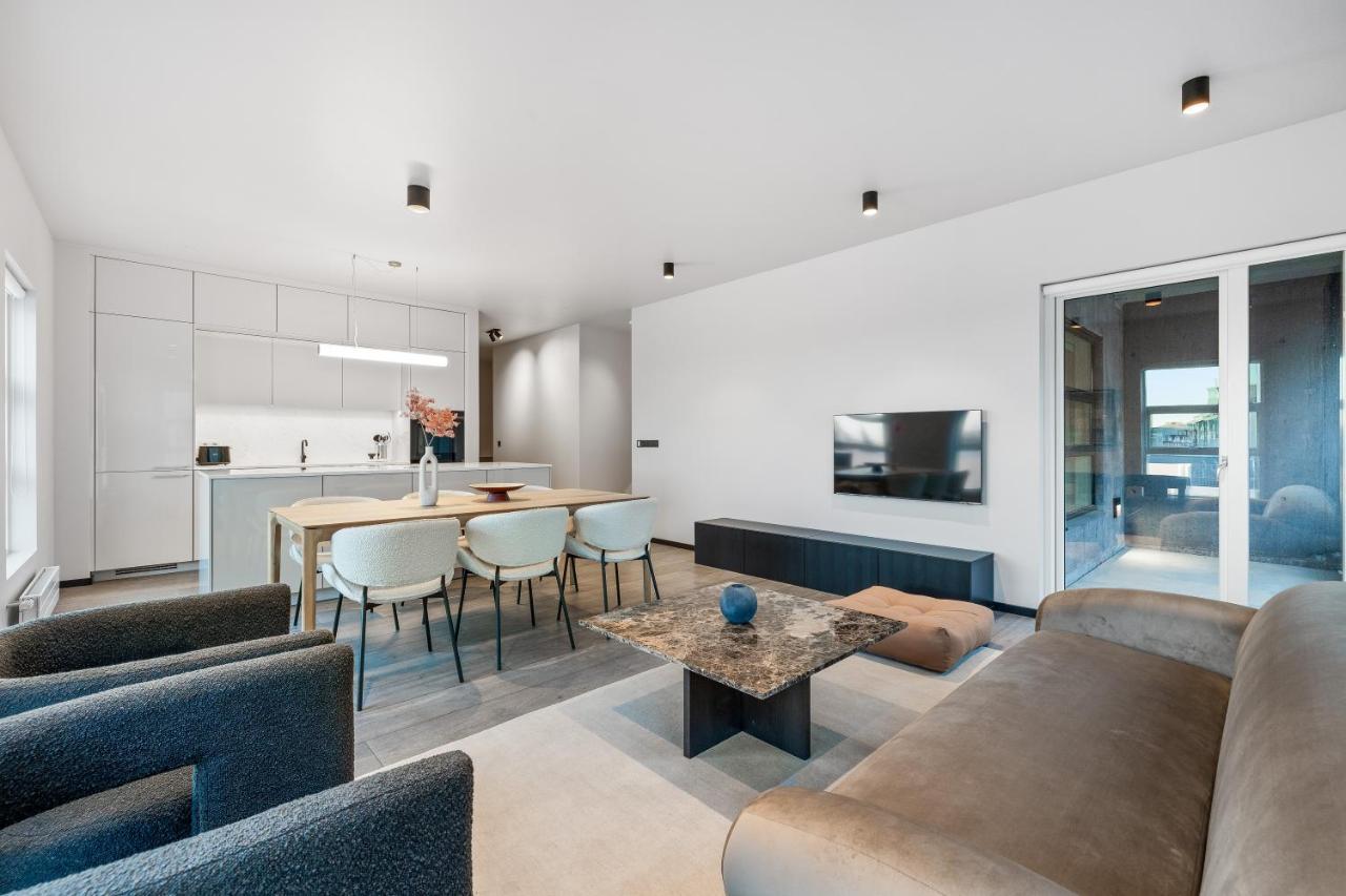 Harbour Lux 3Br & 2Ba In The Heart Of The City With Free Parking 레이캬비크 외부 사진